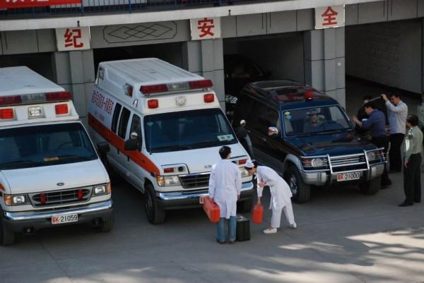 根河市救护车转院